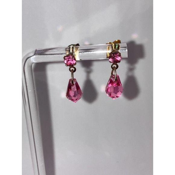 Rose Pink Crystal Teardrop Bezel Stud Earrings! - Picture 6 of 8